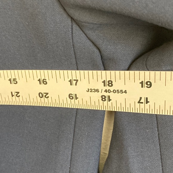 J. Crew Madelyn blazer in four-season stretch Size 6 Navy Blue - Picture 7 of 9